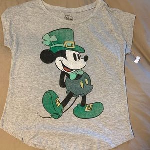 💕DISNEY St. Patrick Mickey Mouse T-Shirt Size L NWT